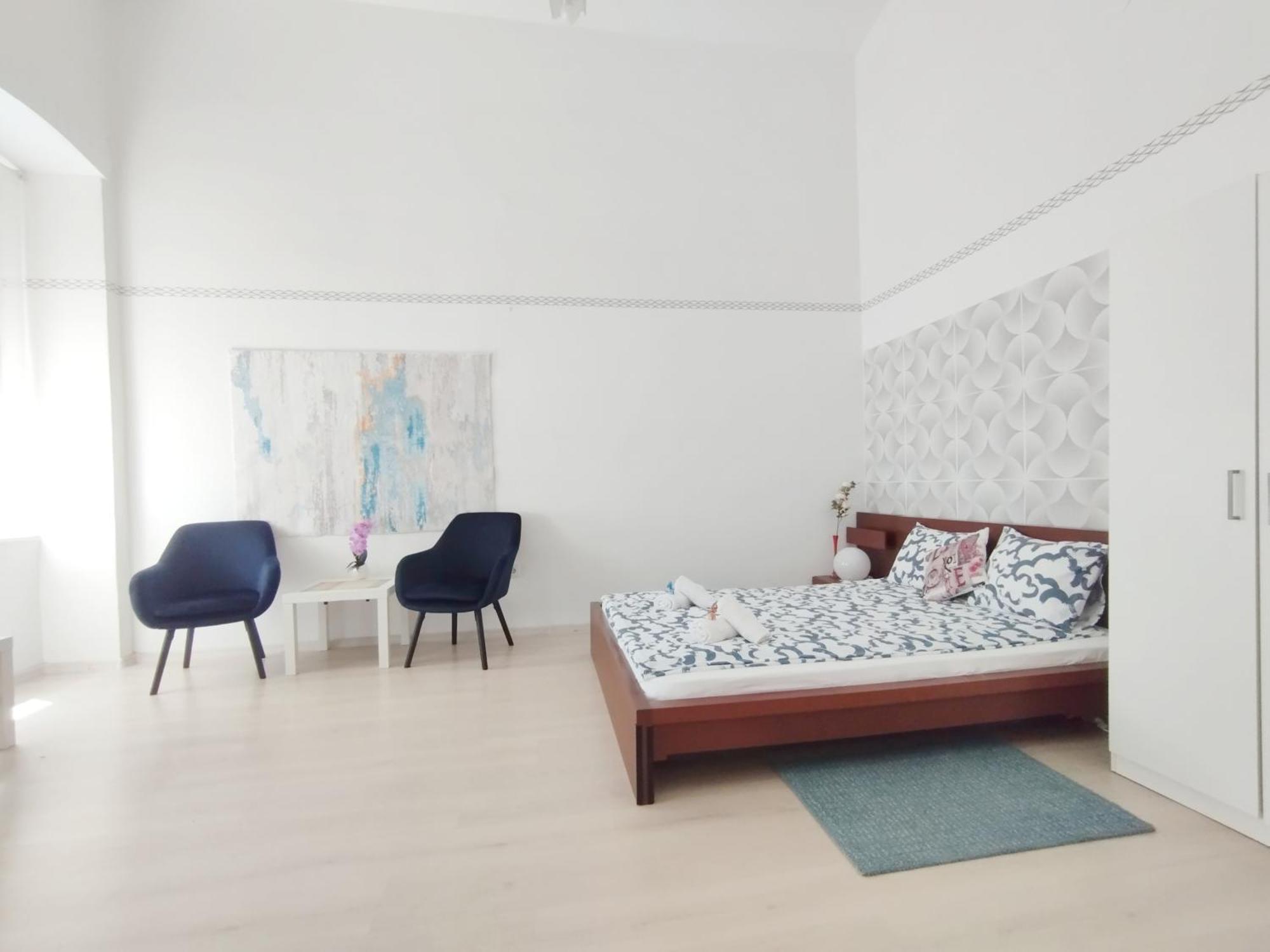 Free Parking Garage! Downtown Apartment Close To New York Cafe ブダペスト エクステリア 写真